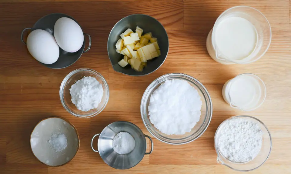 製作藏雪戚風蛋糕所需的食材