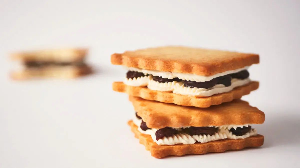 蘭姆葡萄夾心餅乾