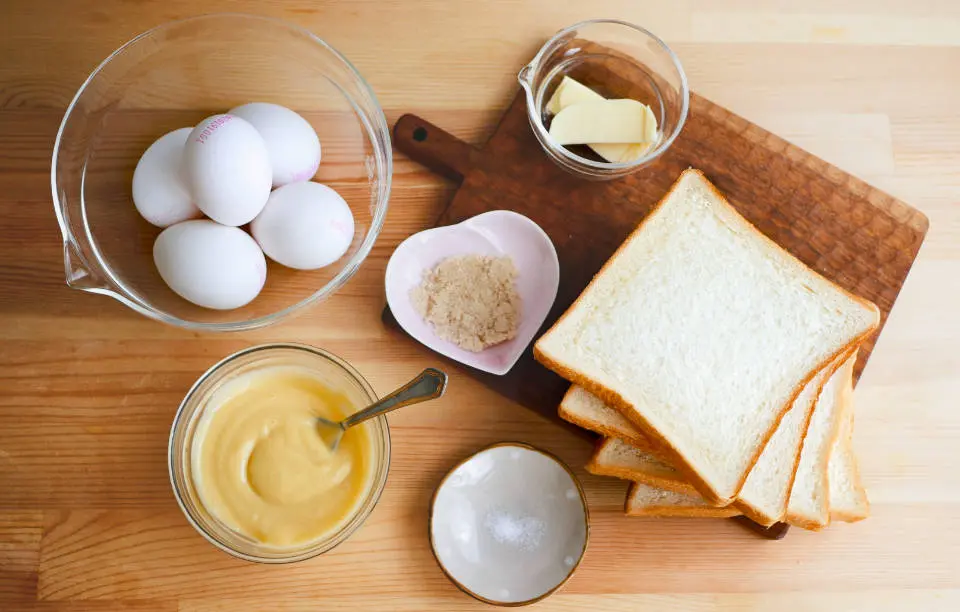 製作蛋沙拉三明治所需的食材