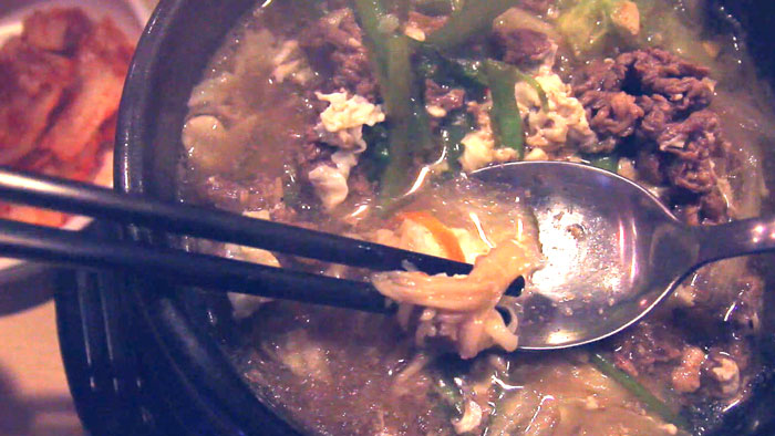 辣牛肉湯(육개장)